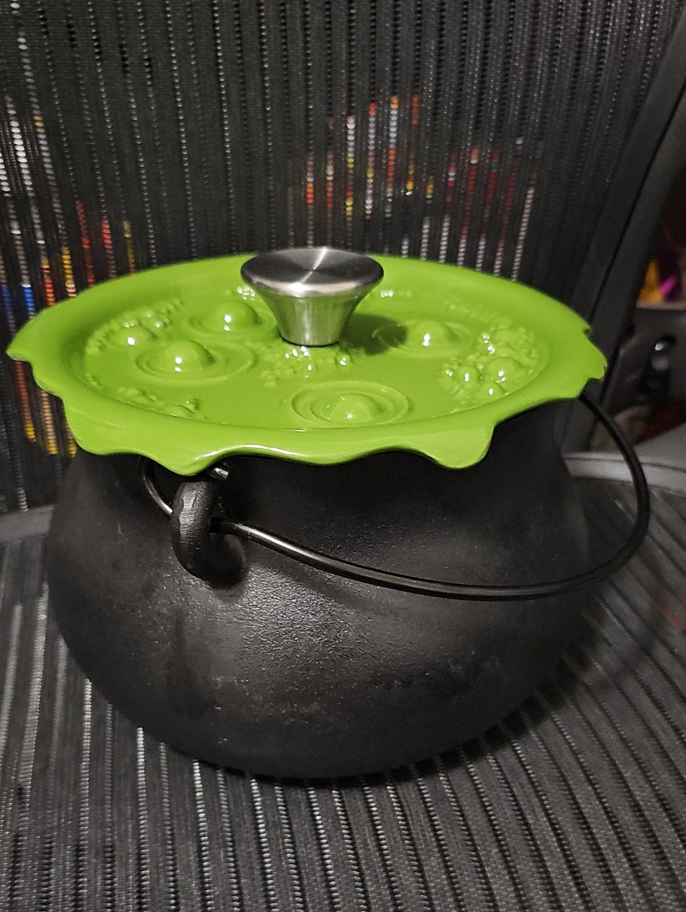 Smith & Clark Cast Iron Cauldron